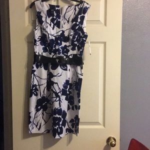 AGB Sculpted Sheats Dress